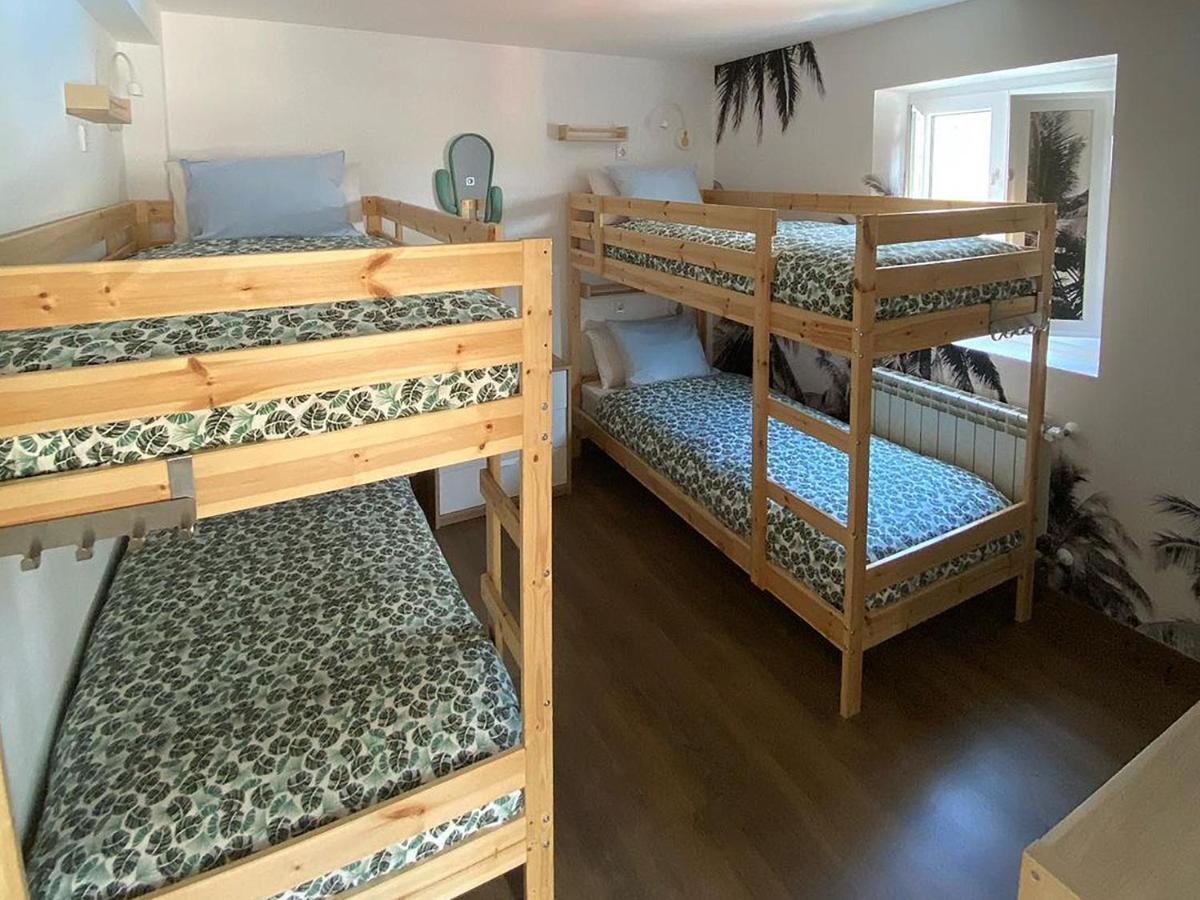Хостел Cocos Surfhouse San Juan De La Arena Екстер'єр фото