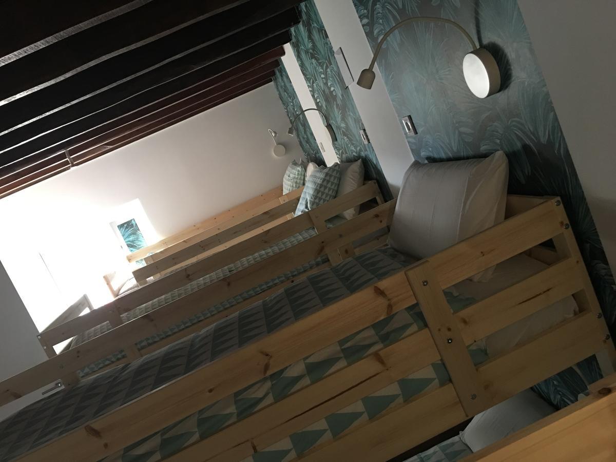 Хостел Cocos Surfhouse San Juan De La Arena Екстер'єр фото